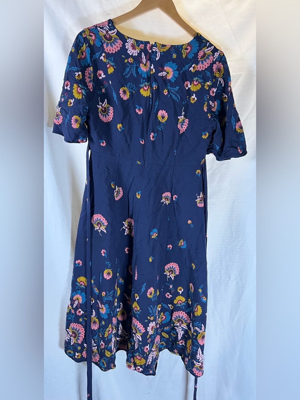 Boden Emilie Navy Floral Wrap Midi Dress size 12 Large - Picture 8 of 10